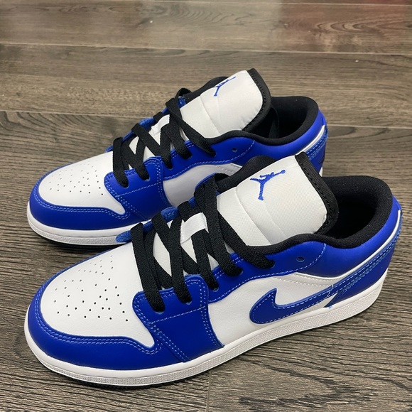 BRAND NEW AIR JORDAN 1 LOW GAME ROYAL - Picture 4 of 5